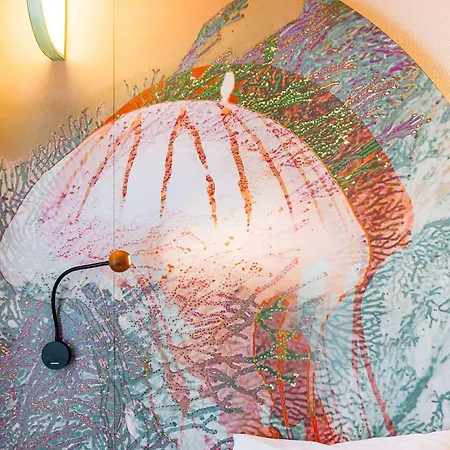 Отель Ibis Styles Антиб